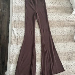 AERIE Women’s Super Flare Leg Knit Pant